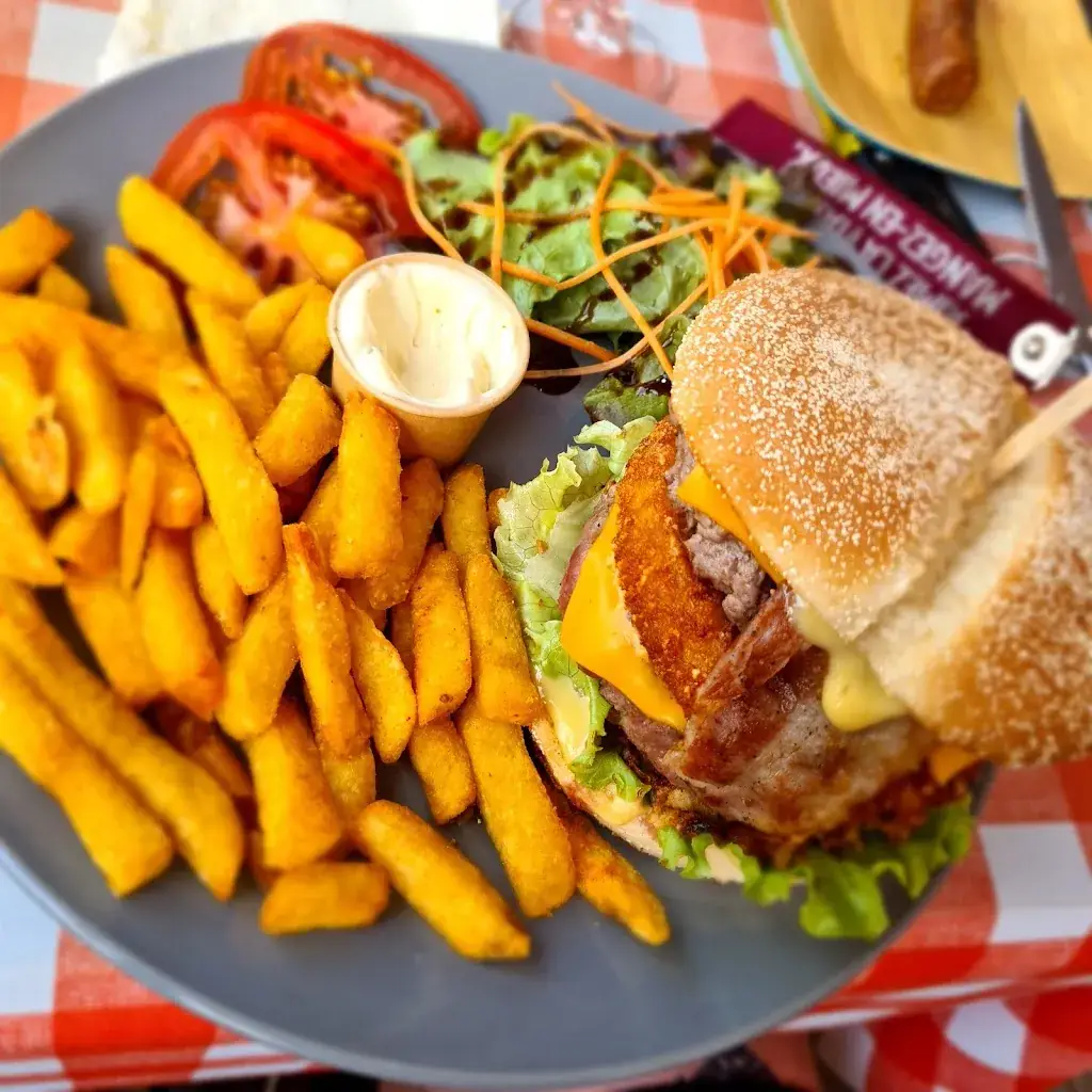 Le Regal_Salignac-Eyvigues_slider_image_3