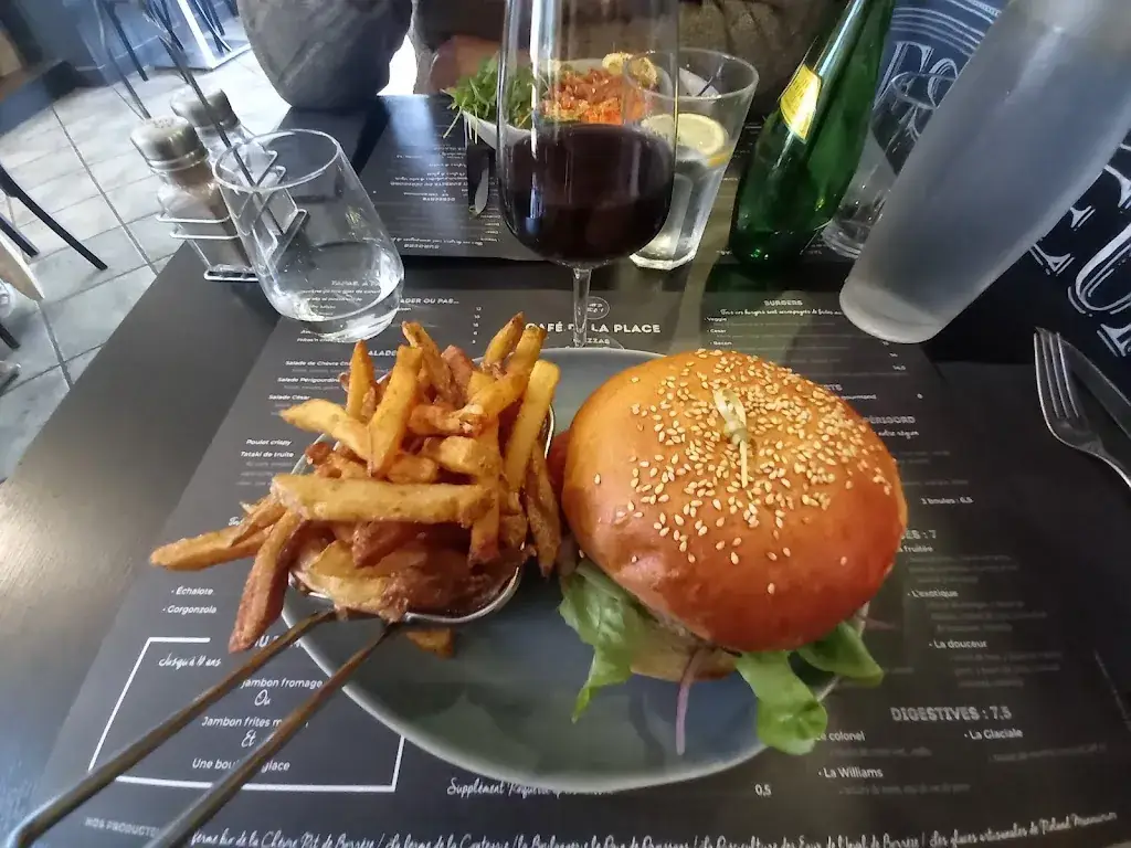 Menu_Café de la Place_Salignac-Eyvigues_image_9