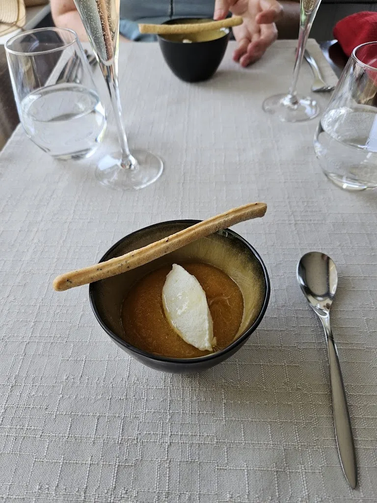 A J_Le Denti_Annecy_review