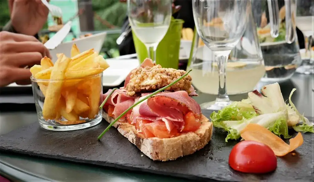 Restaurant Côté Jardins_Salignac-Eyvigues_slider_image_2