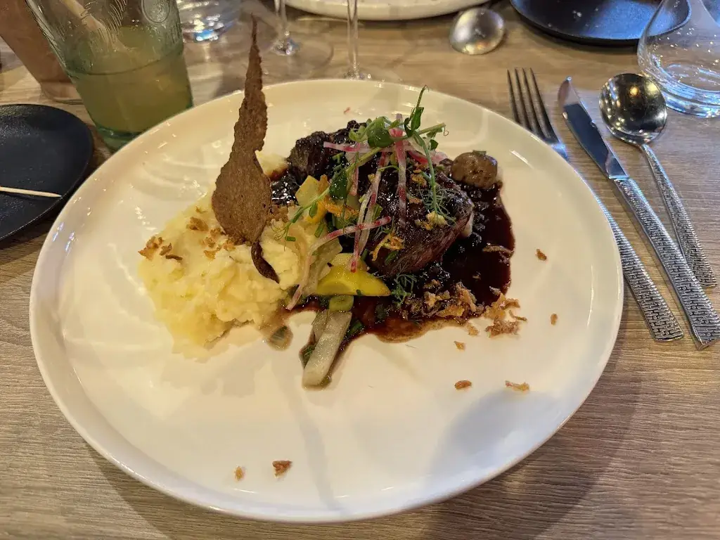 Marco P_Acerola_Issoire_review