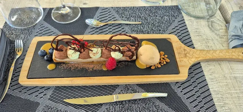 Hans Mulder_L’anagramme_Excideuil_review