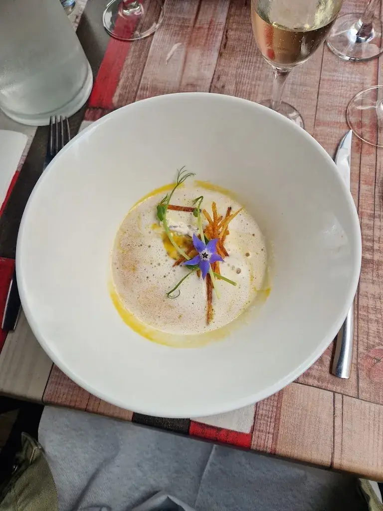 Julia Say_Le Troubadour_Hautefort_review