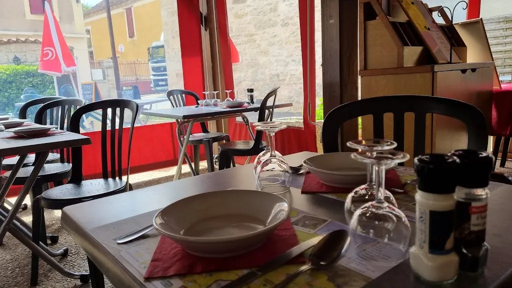 Restaurant Favard-Franca restaurant in Cherveix-Cubas