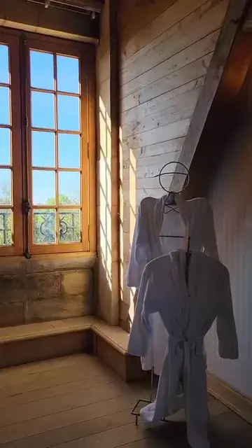 Just In Credible_Le Domaine d'Essendiéras_Saint-Médard-d'Excideuil_review