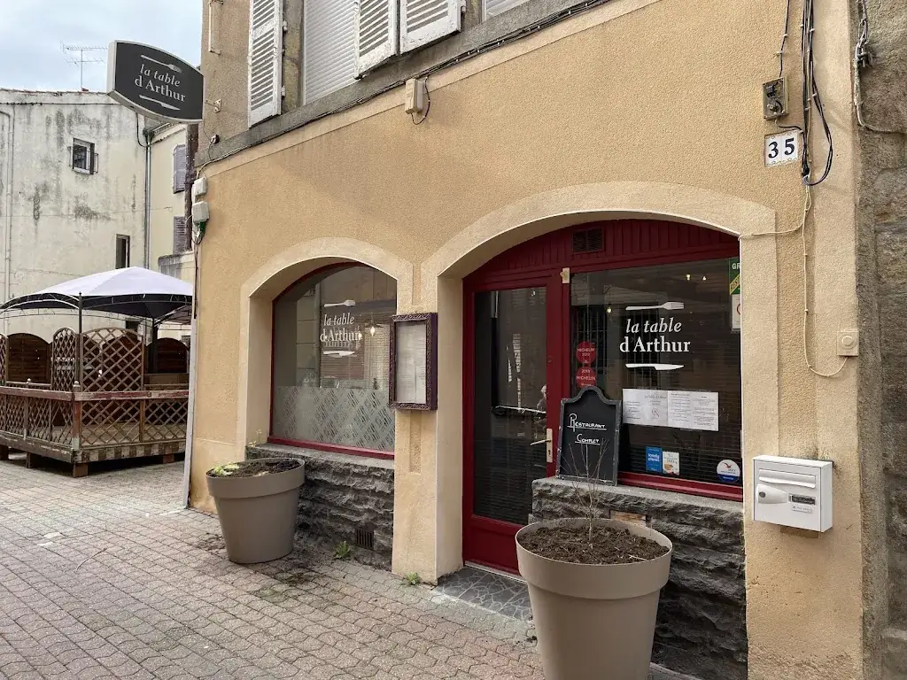 La Table d'Arthur_Issoire_slider_image_1
