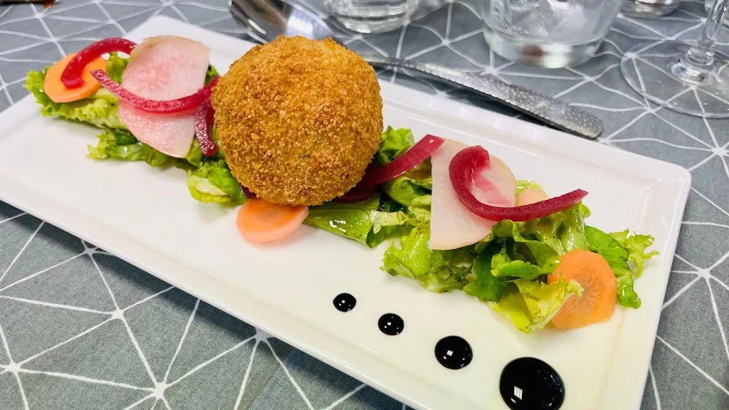 Restaurant Au Périgord Noir_Hautefort_slider_image_2