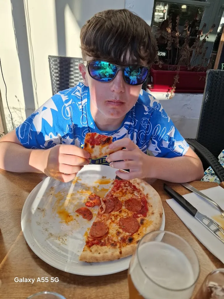 Dave Doubledaddie_Pizzeria Napoli_Eymet_review