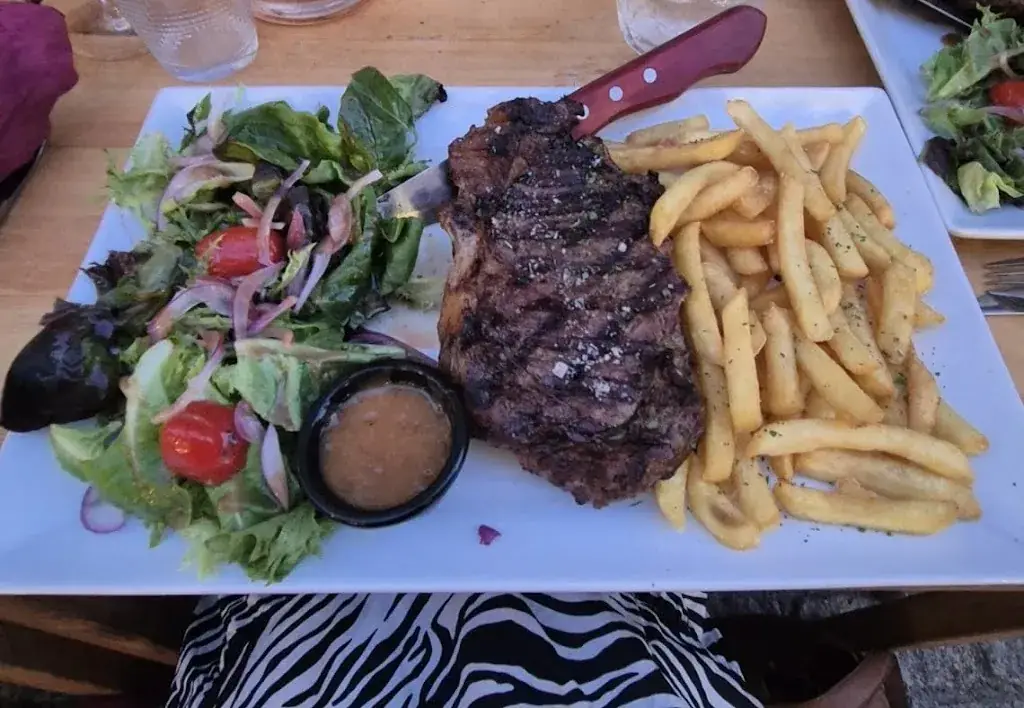 Pacifico_Eymet_slider_image_3