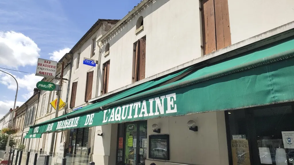 L'aquitaine loto preside brasserie restaurant in Eymet