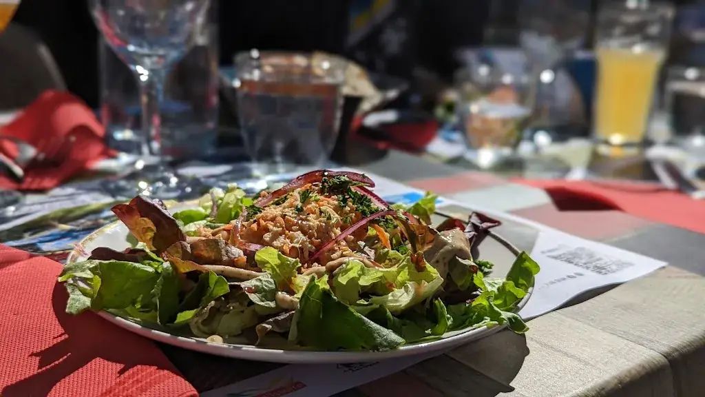 L’entrepotes_Issoire_slider_image_2