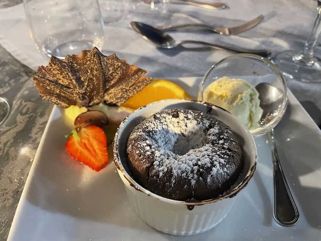 Chris Beaven_Famille Moutier_Thénac_review