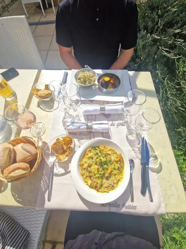 Jenny Brown_Restaurant le foncaussade_Mescoules_review