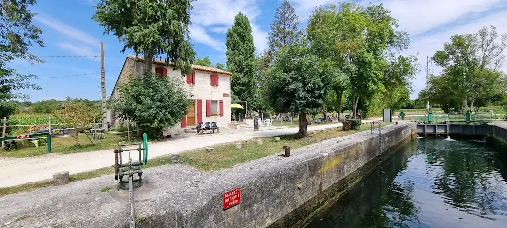 Buvette de Fleurac_Linars_slider_image_2