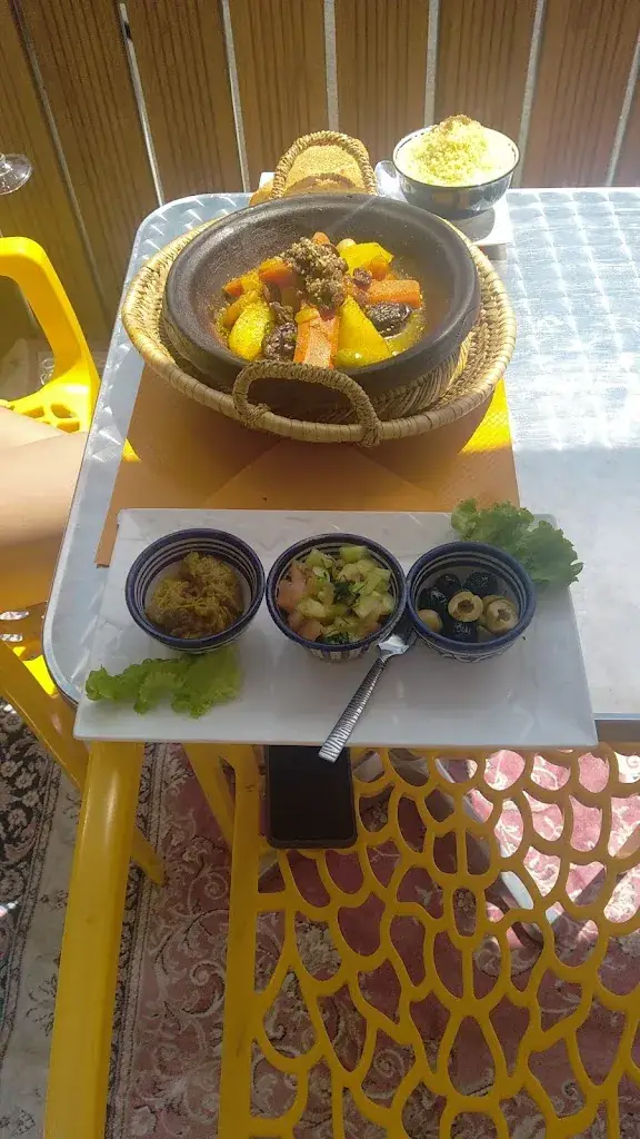 Au Royaume du Couscous_Fargues-Saint-Hilaire_slider_image_2