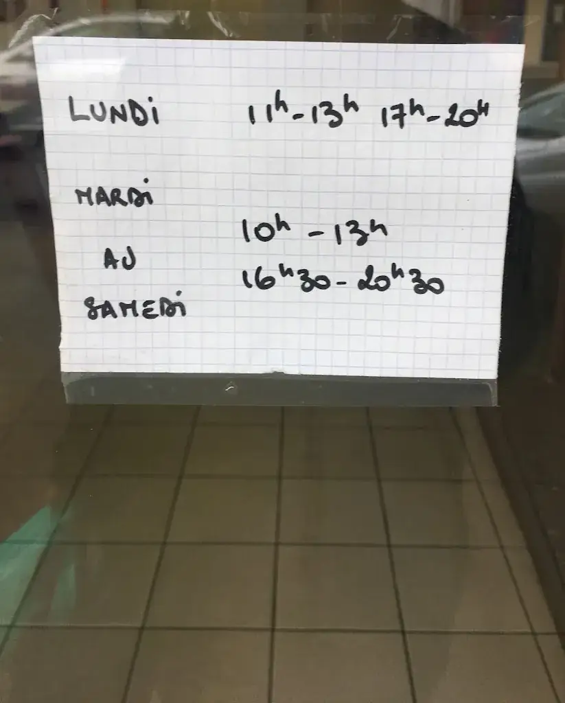 Alexandra GOMEZ_Asia Express_Fargues-Saint-Hilaire_review