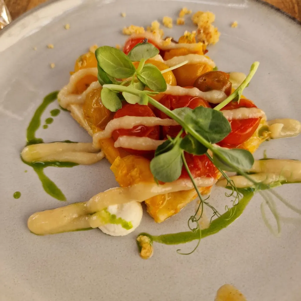 GOKCE Aysenur_Chez Mémé_Issoire_review