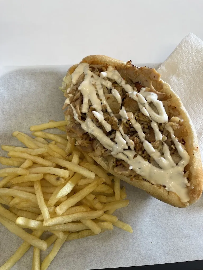 Kevin Rsk_Délices D'Orient_Fargues-Saint-Hilaire_review