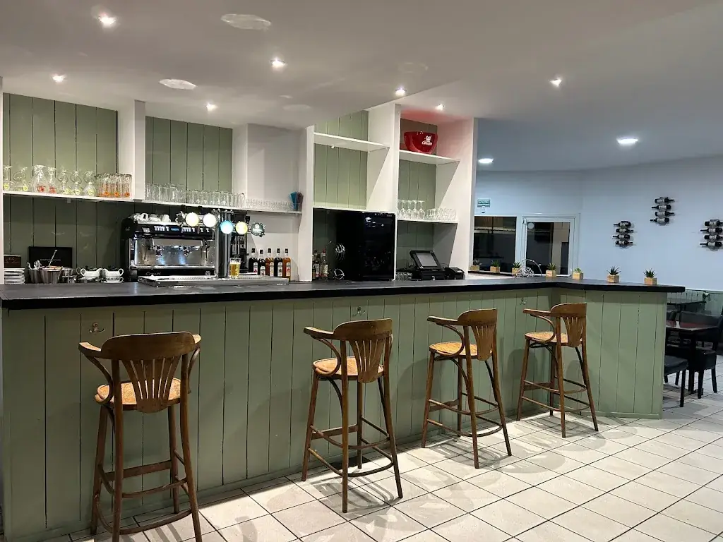 Brasserie Café l’Entre 2_Pompignac_slider_image_1