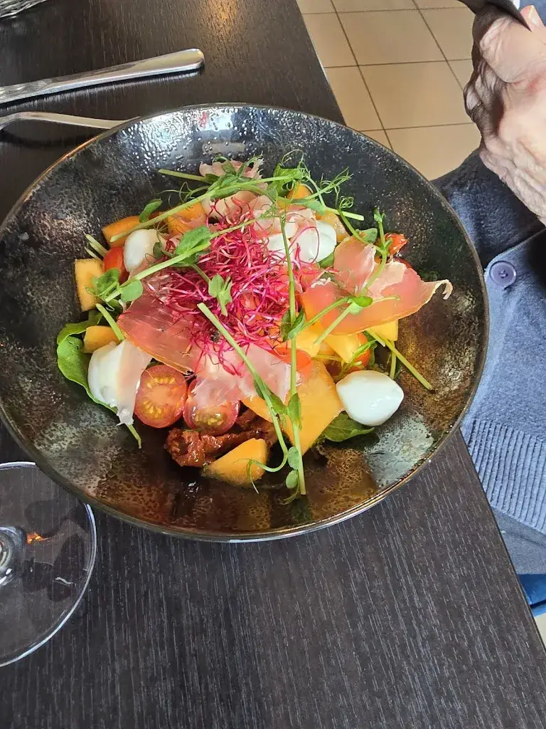 Menu_La garenne_Fontaine-le-Comte_image_8