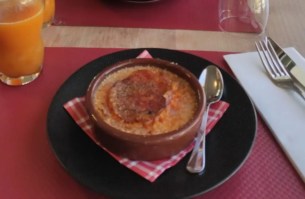 Pascaline Dereuder_Vesperli_Fontaine-le-Comte_review