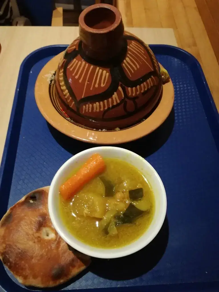 Menü_Cafétéria Aladin_Fontaine-le-Comte_Bild_2