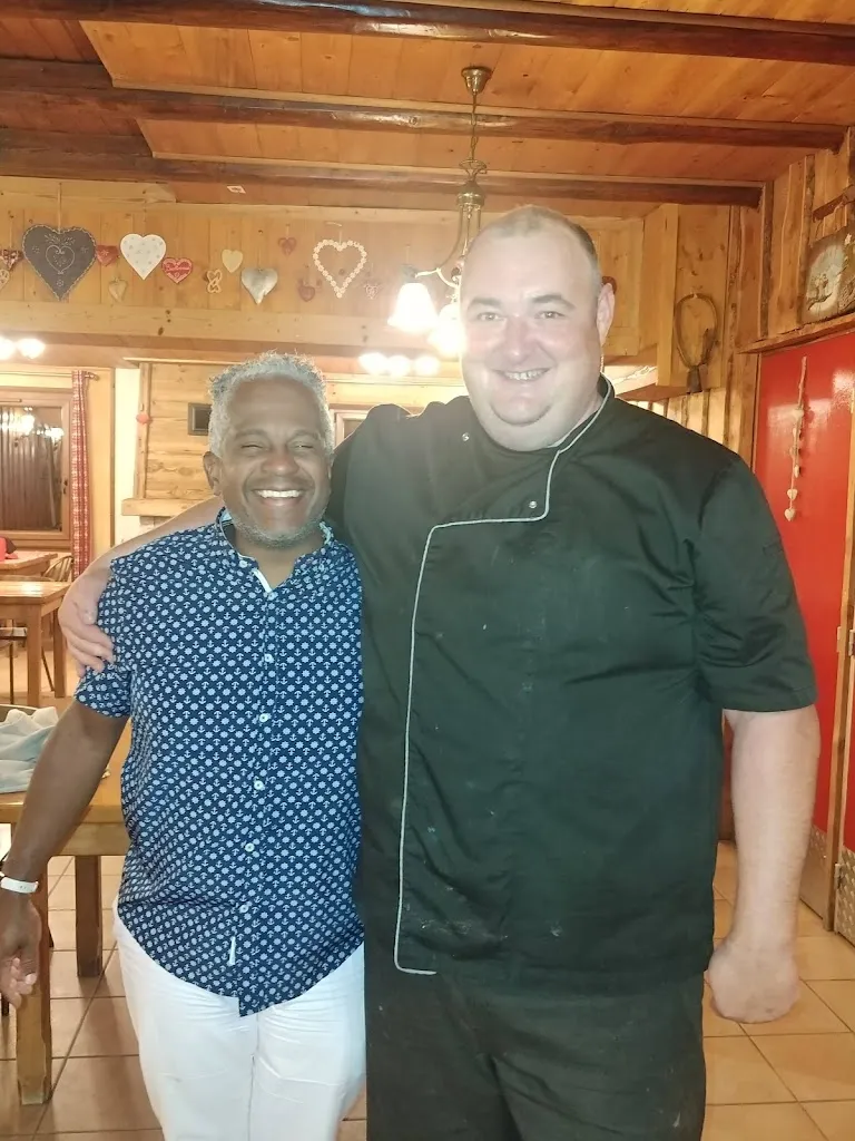 Javier Llano_Bar Restaurant La Grange_Fontcouverte-la-Toussuire_review