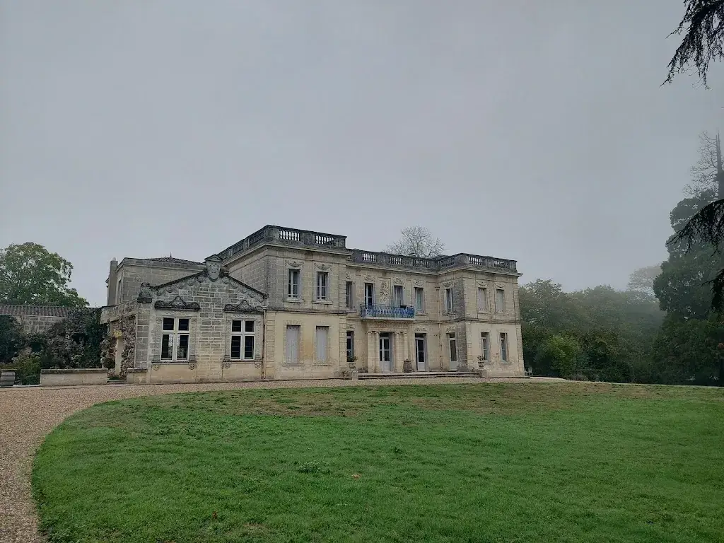 J DeA_Château La Chèze Hotel & Reception À Bordeaux - Floirac_Floirac_review