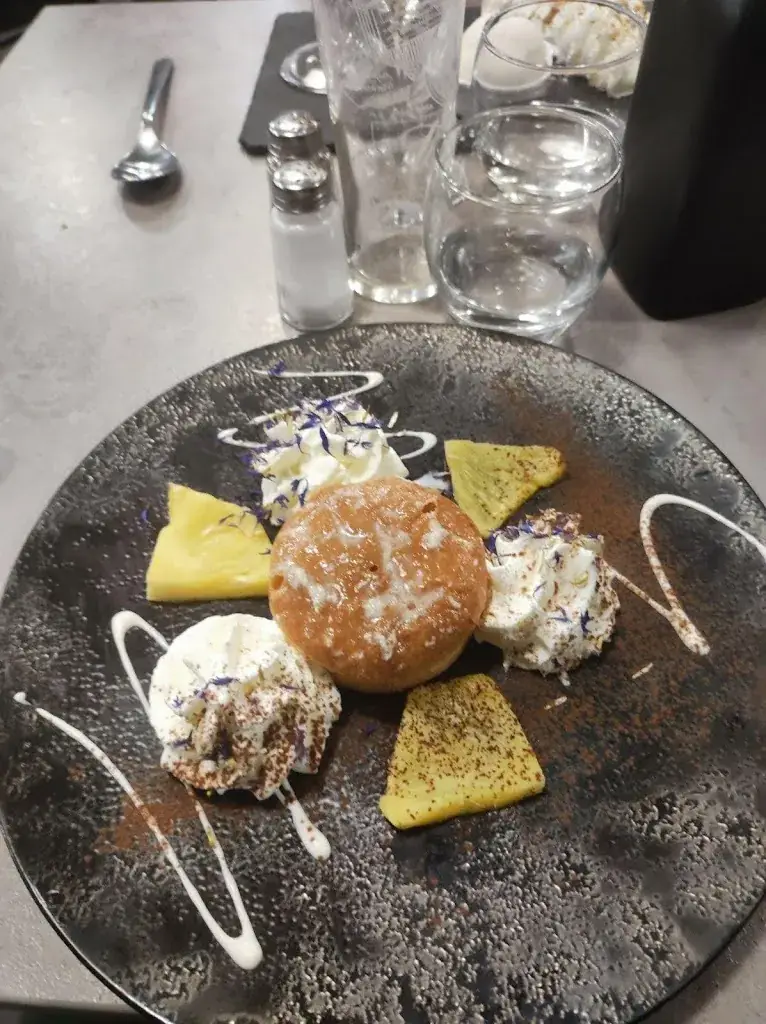 Olimat & Co restaurant in Foulayronnes