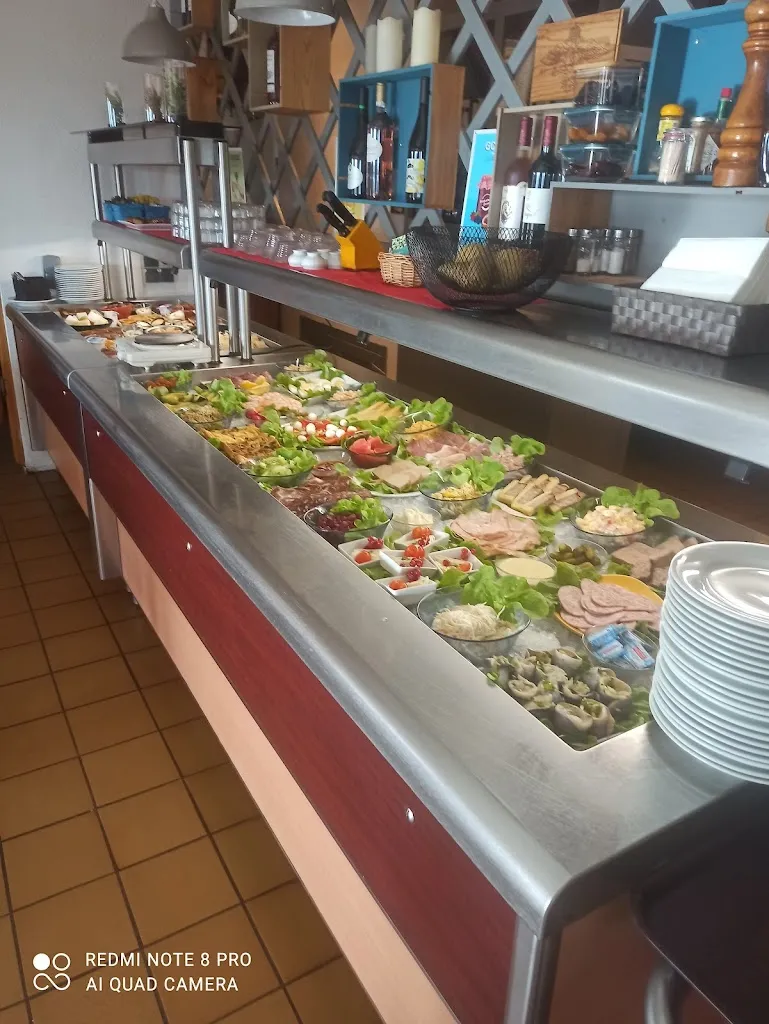 Hot Rest Fumel restaurant in Fumel