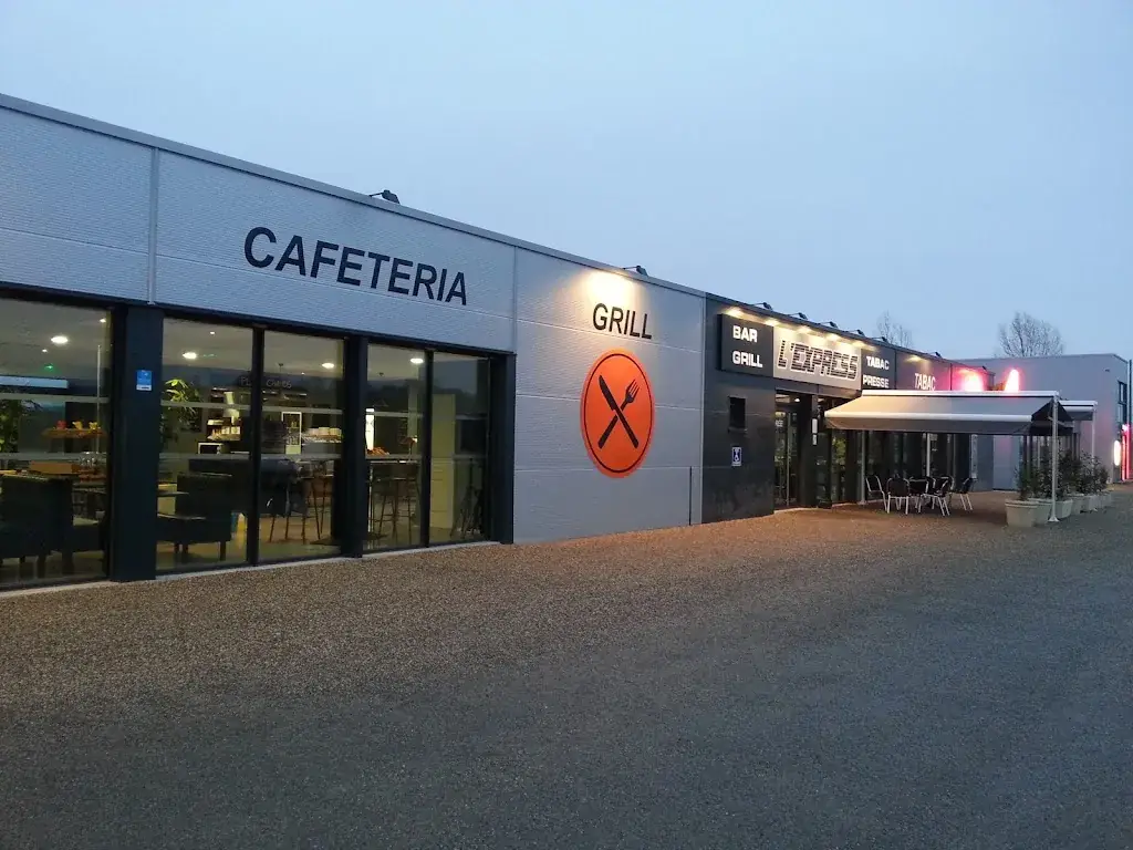 L'express Bar Grill restaurant in Saint-Vite
