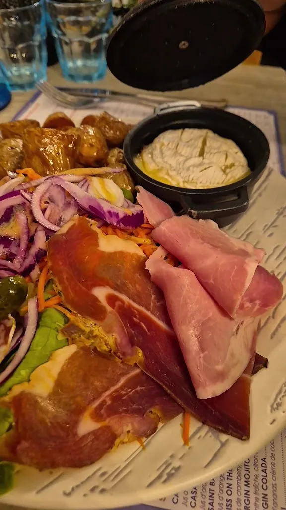 Restaurant Le Bel'M_Fouras_slider_image_2