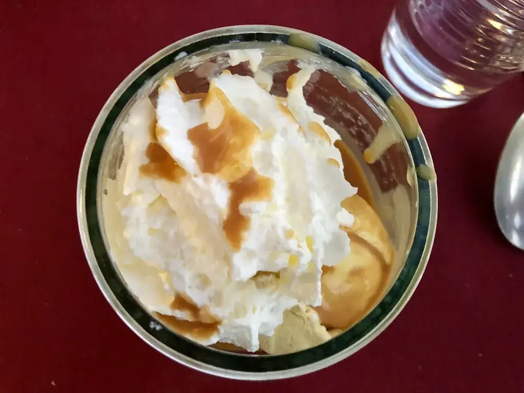 Michael Menzel_L'Archipel_Fouras_review