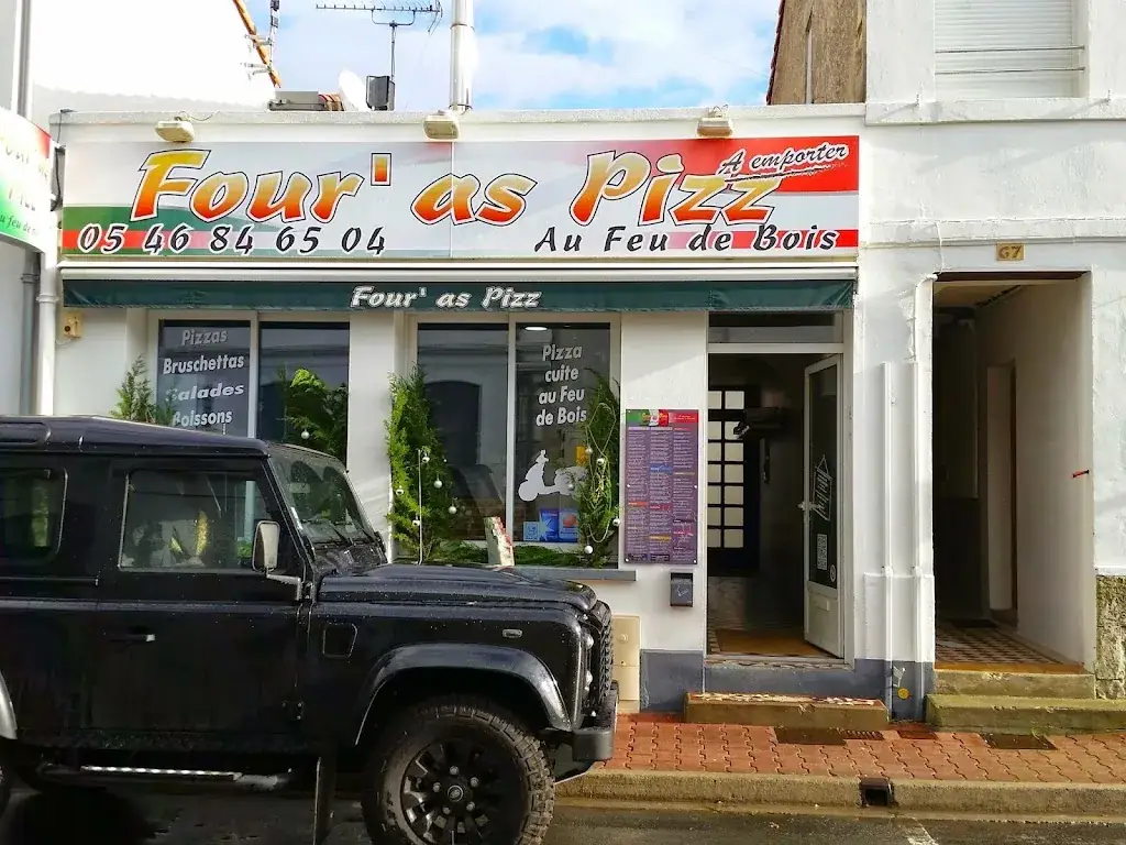 Four'As Pizz_Fouras_slider_image_1