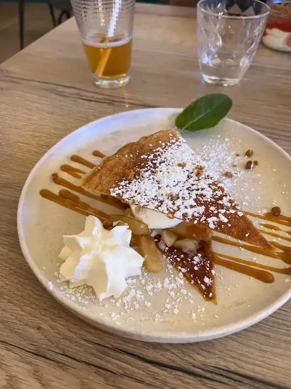 Cécile L.E. “Cécile”_La Brasserie Foch_Lesparre-Médoc_review