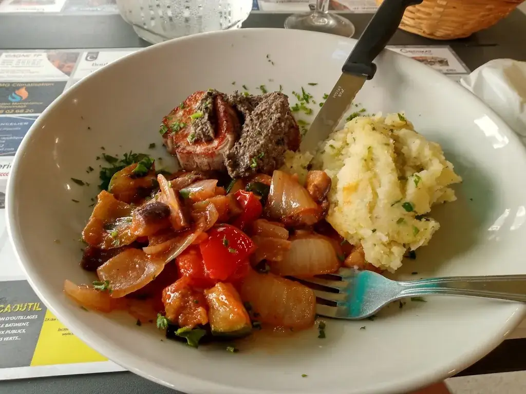 Perceval Gunn_Les 6 saisons_Issoire_review