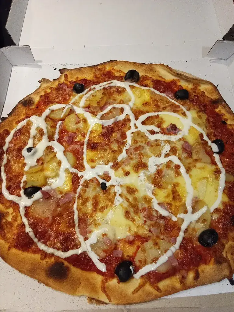 Le Kiosque a Pizzas_Gaillan-en-Médoc_slider_image_2