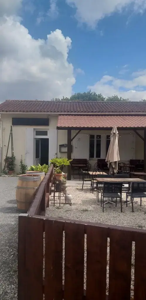 Bouzar Myriam_Restaurant L'attablée_Gaillan-en-Médoc_review