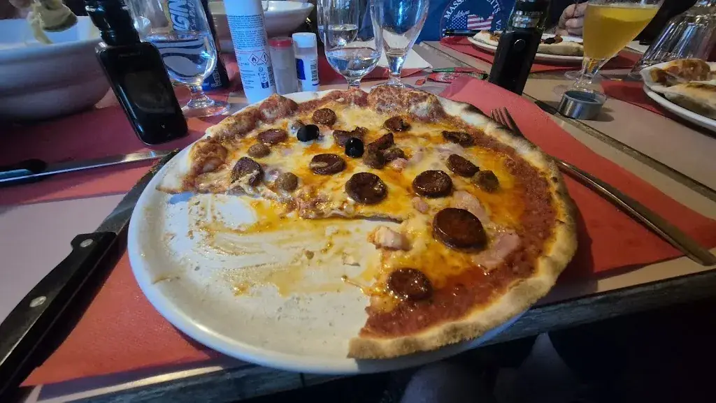 Pizzeria C et C_Gardonne_slider_image_3