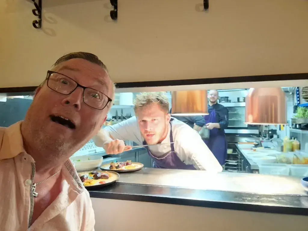 Stefán Ingi Guðmundsson_Arcada_Bordeaux_review