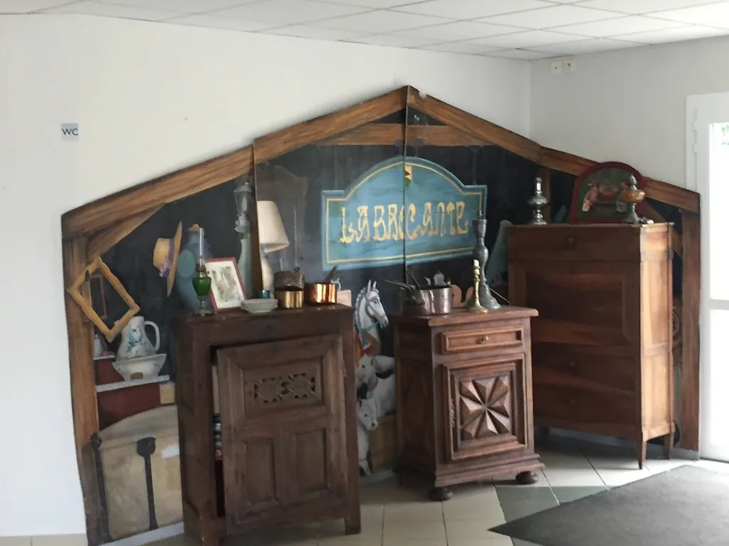 Le 143_Cravans_slider_image_3