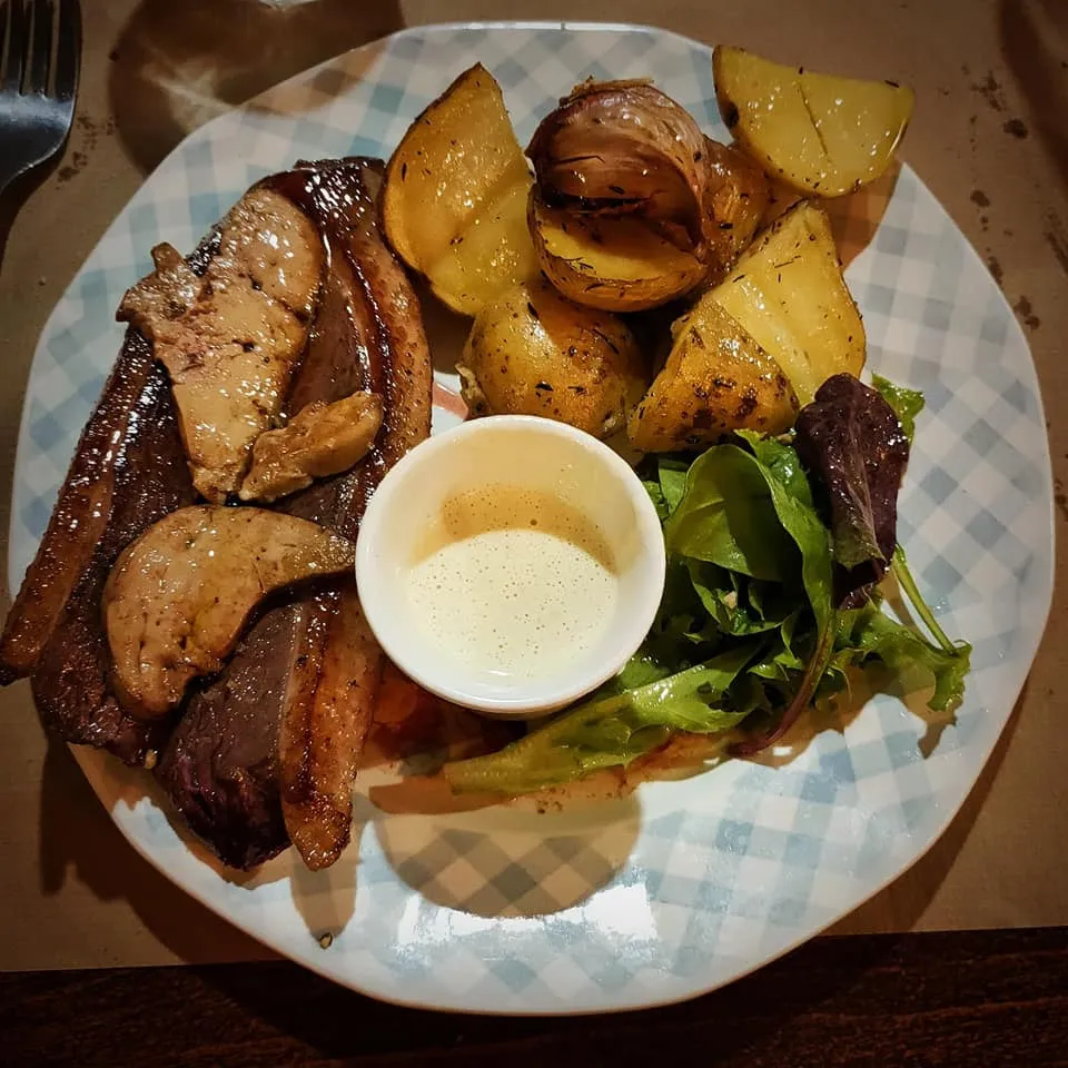 Chez Mamé_Lombez_slider_image_2