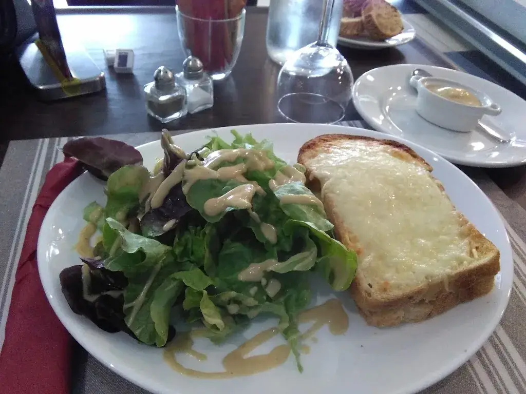 Menü_Brasserie Le Panach’_Issoire_Bild_4