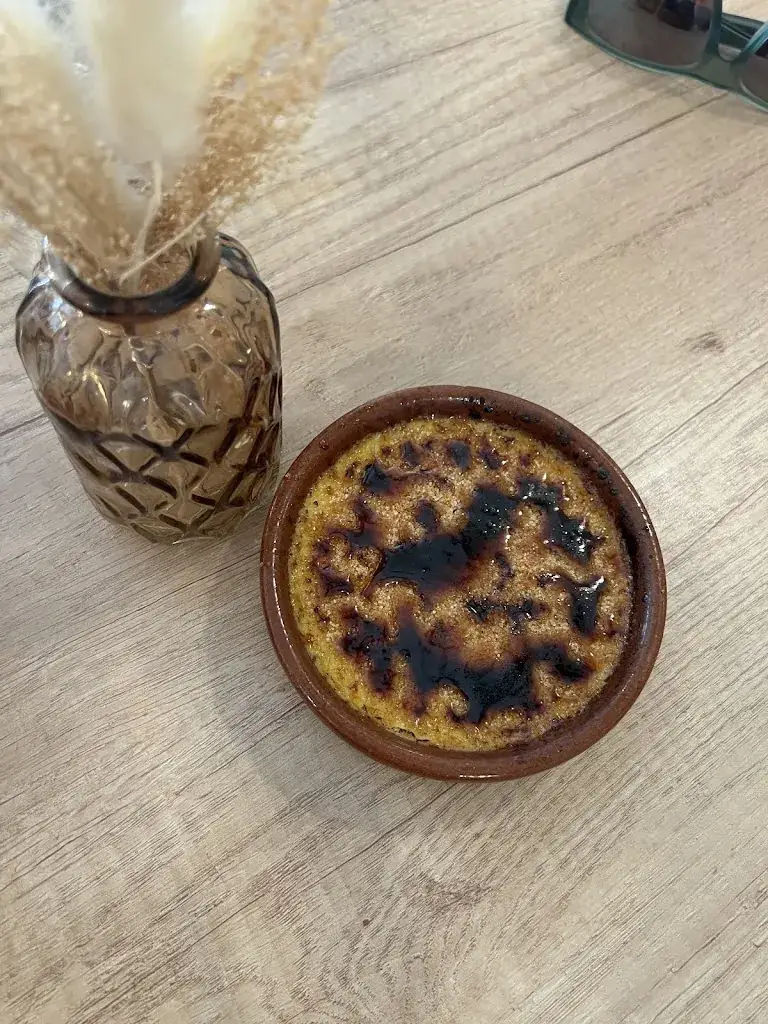 Tixier Alison_La pause verdoyante_Gontaud-de-Nogaret_avis