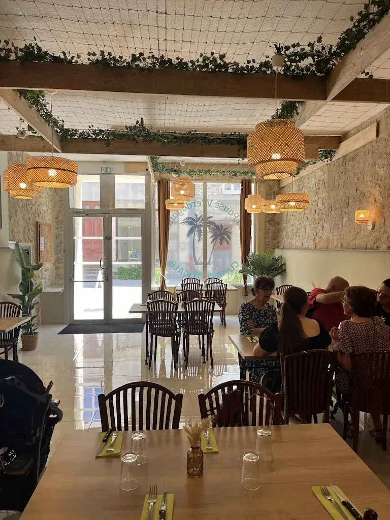 Pauline Bisson_La pause verdoyante_Gontaud-de-Nogaret_avis