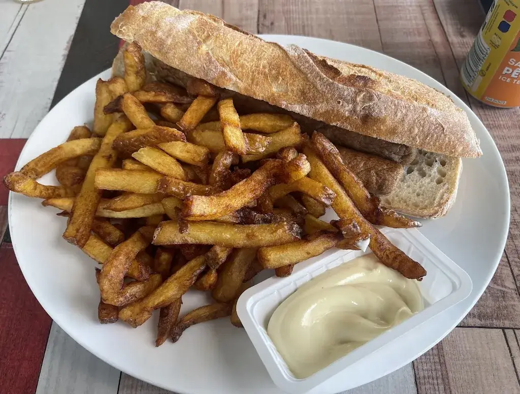 Sophie de Ravel_La frite du 47_Fauillet_review