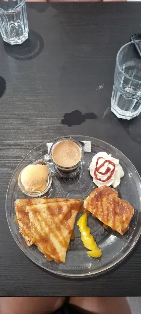 marine lau_Les Cantalous à Grignols_Grignols_review