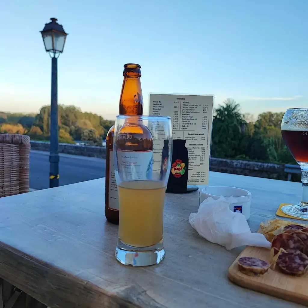 Menu_L'Aquistria_Guîtres_image_3