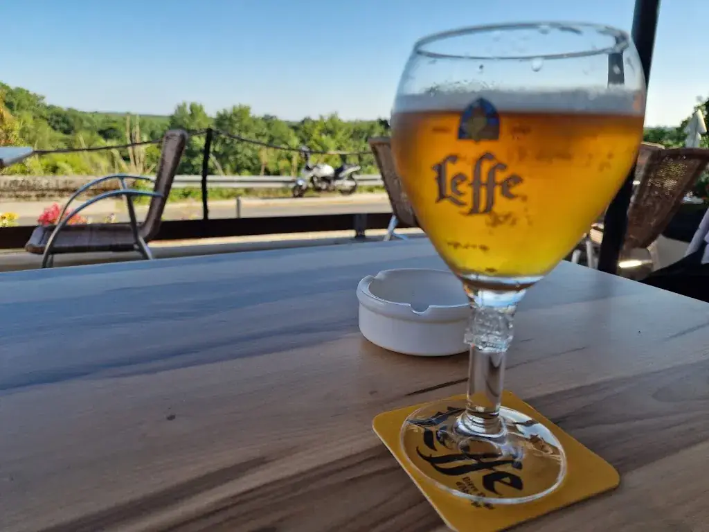 Gischler Cyril_L'Aquistria_Guîtres_review