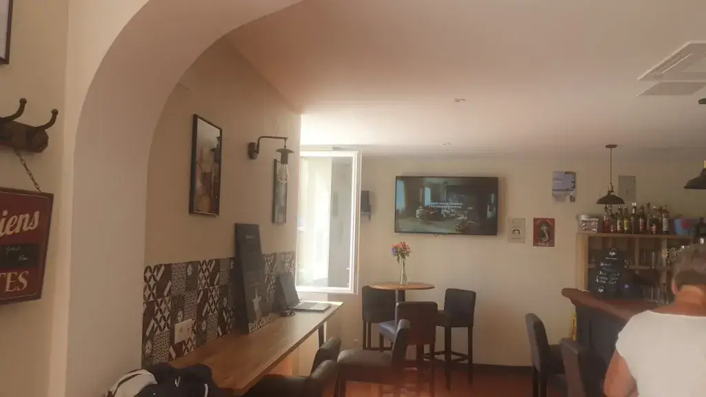 Cafe de la Paix_Habas_slider_image_3